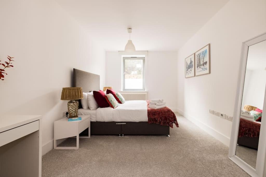Wild Roses Serviced Apartments - Borough ลอนดอน ภายนอก รูปภาพ