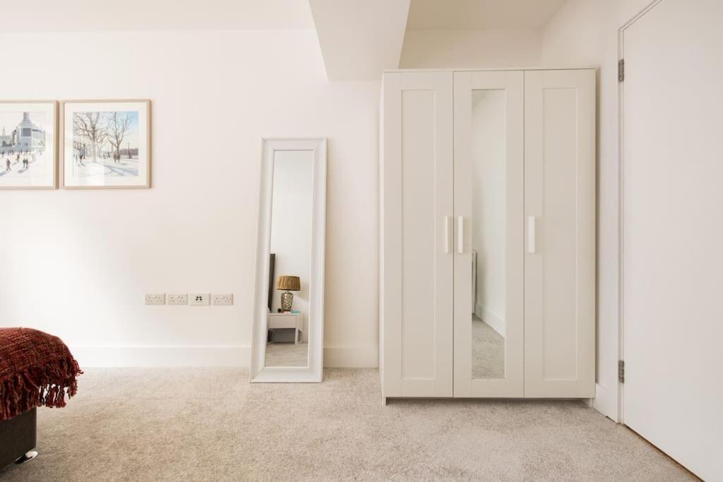 Wild Roses Serviced Apartments - Borough ลอนดอน ภายนอก รูปภาพ