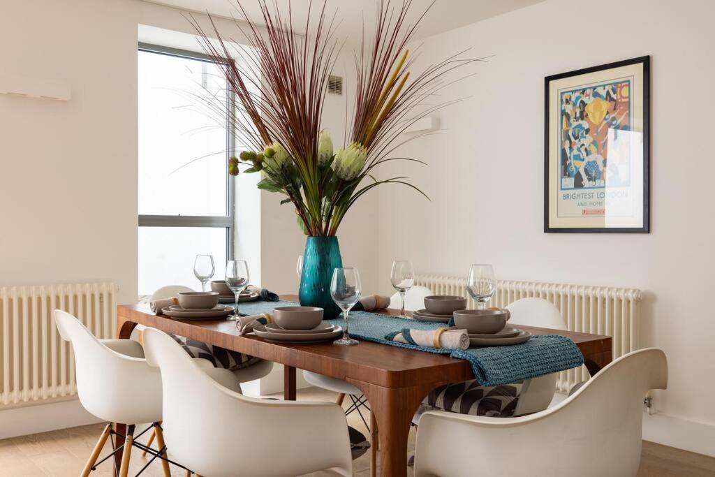 Wild Roses Serviced Apartments - Borough ลอนดอน ภายนอก รูปภาพ