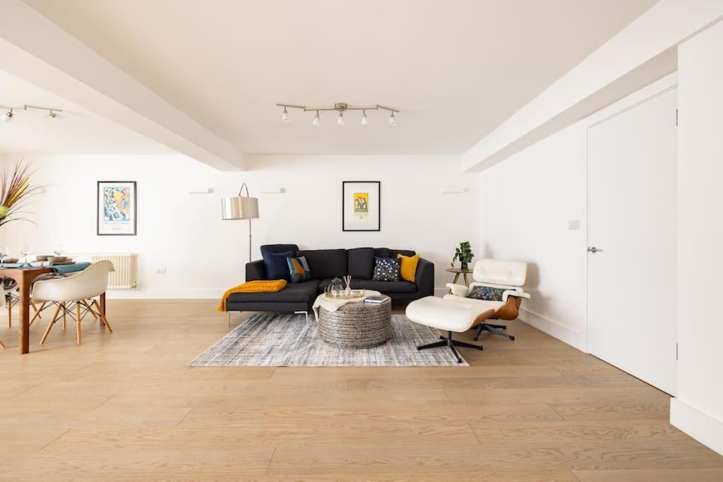 Wild Roses Serviced Apartments - Borough ลอนดอน ภายนอก รูปภาพ