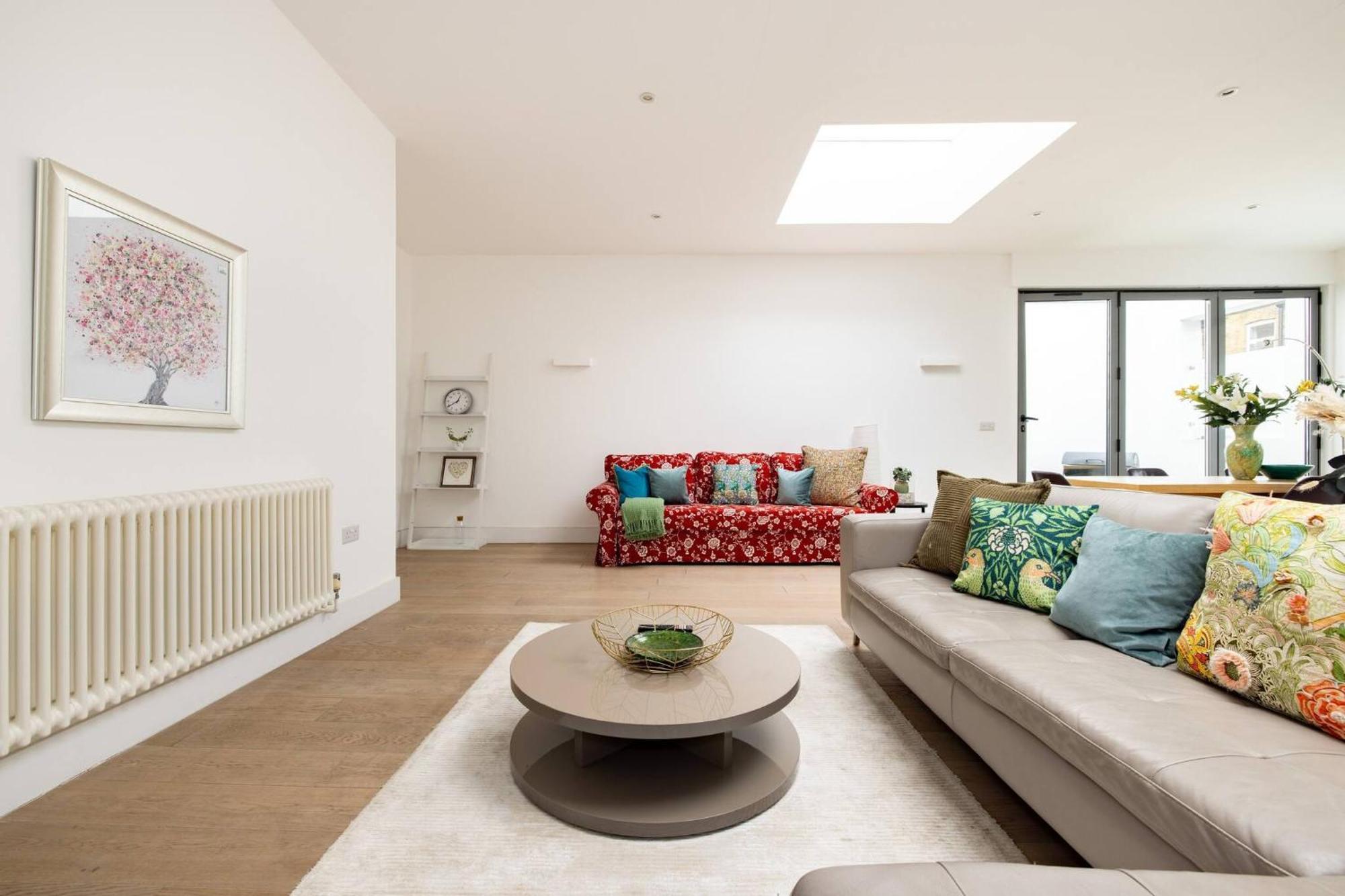 Wild Roses Serviced Apartments - Borough ลอนดอน ภายนอก รูปภาพ